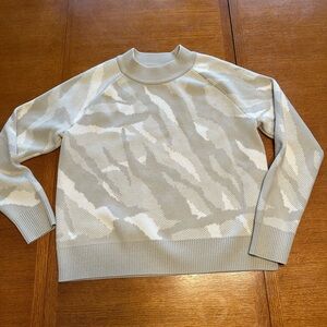 Athleta Gray and White Crew Neck Sweater